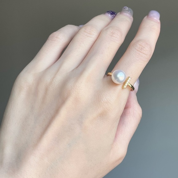 Freshwater Pearl Ring – 8.76mm Pearl – Brass Band - Picture 2 of 6